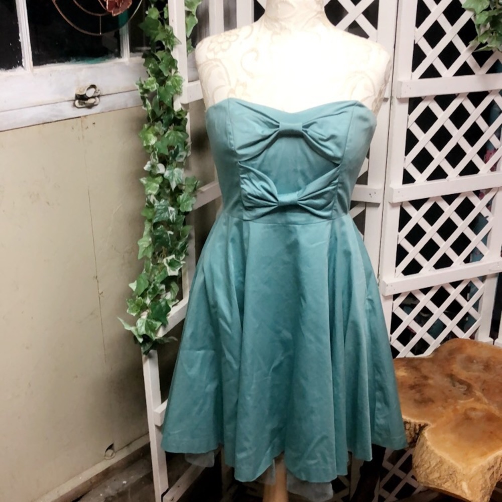 Betsey Johnson Formal Dress